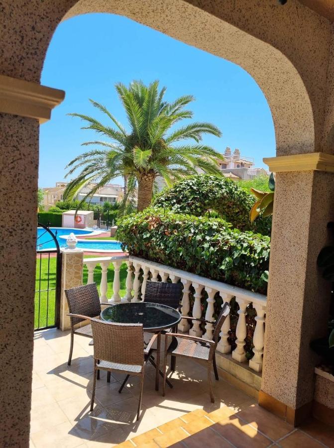Bungalow Torrevieja Argonautas ภายนอก รูปภาพ