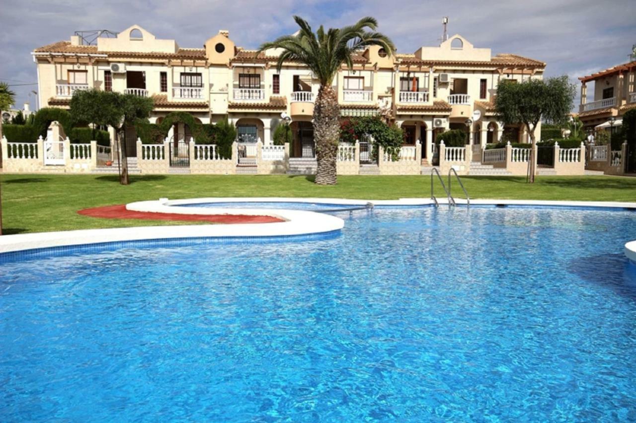 Bungalow Torrevieja Argonautas ภายนอก รูปภาพ